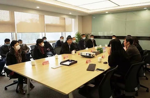 上海市副市长陈群一行莅临上A黄金甲集团视察调研